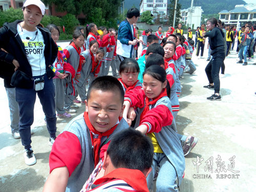 江津区四屏小学举行春季田径运动会