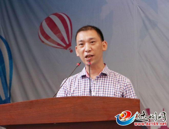达州中学主校区初中部副主任柏亮